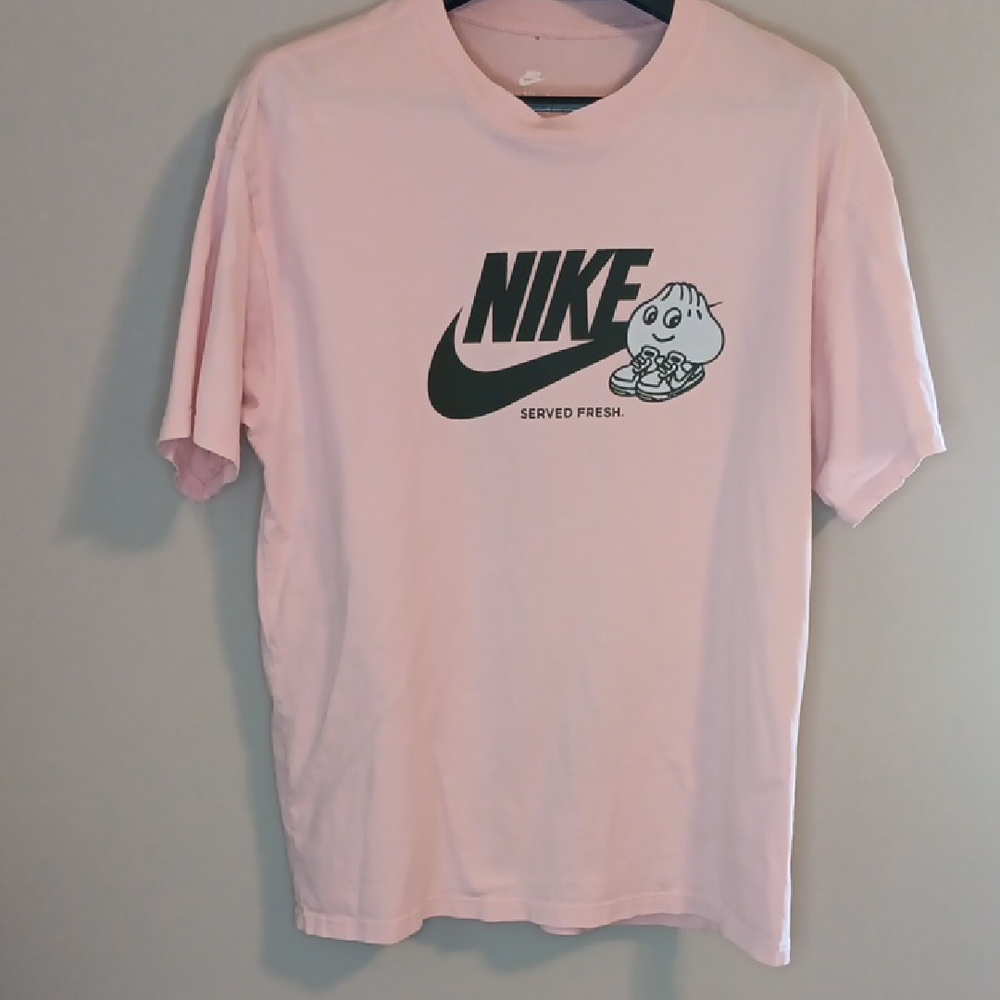 Nike Pink Short Sleeve Tees
